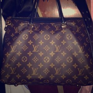Oversized Louis Vuitton purse